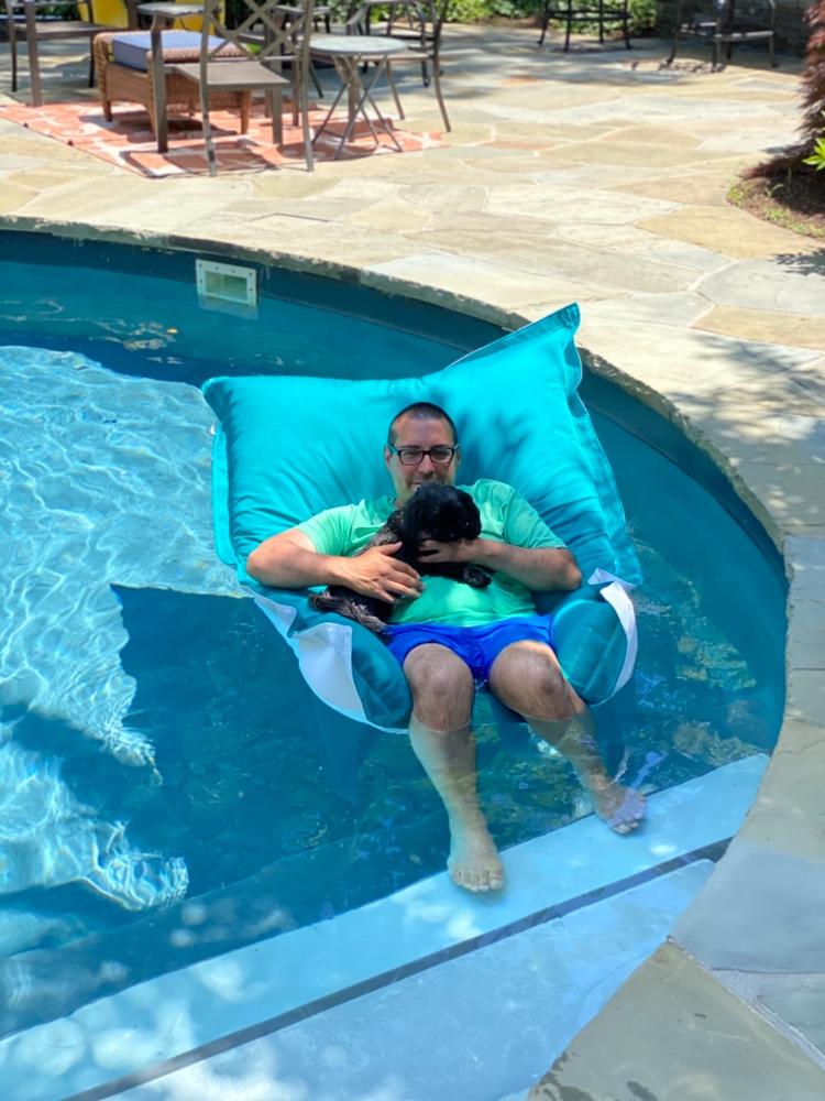kai pool floats