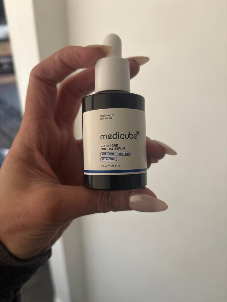 medicube スキンケアデバイス ブラック 楽天市場】【20倍 お買い物マラソンxポイントアップ】【MEDICUBE】ゼロ