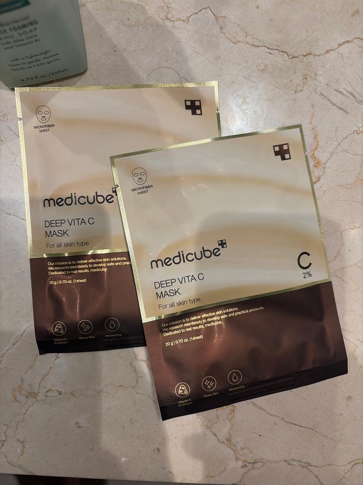 Deep Vita C Mask MEDICUBE US Deep Vita C Mask MEDICUBE US