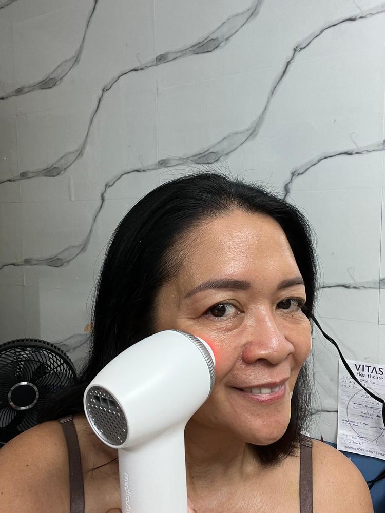 medicube RF Ultra Tune 40.68 | Skin Elasticity & Line Care Device