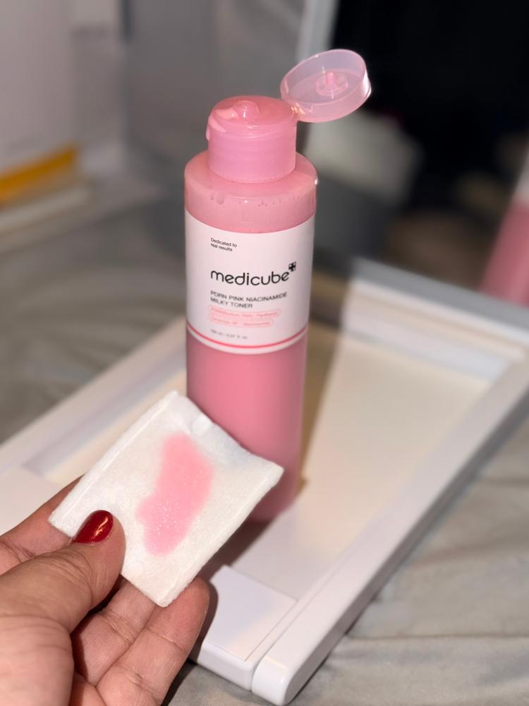 PDRN Pink Niacinamide Milky Toner – MEDICUBE US
