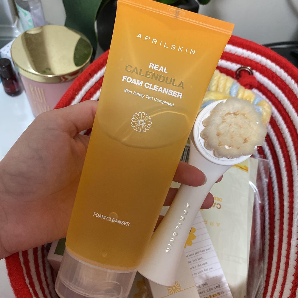 april skin face wash