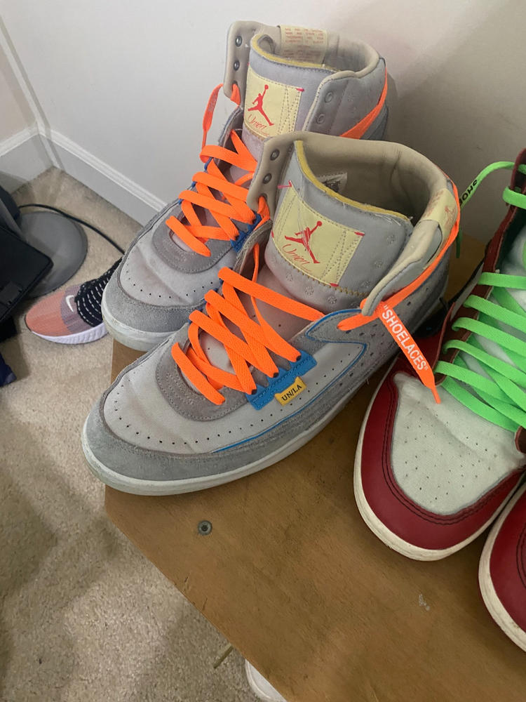 Off white jordan 1 best sale orange laces