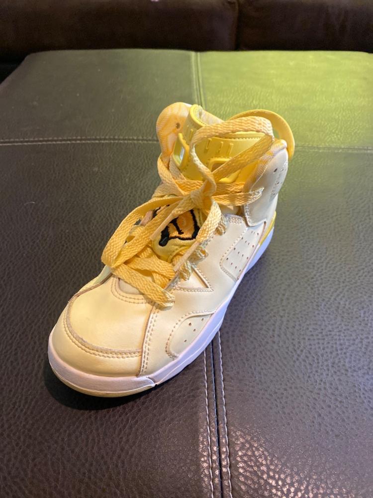 yellow shoe laces near me