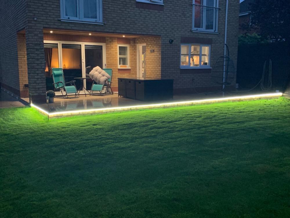 Cool White LED Neon Flex 220V 240V Wireless 8x16mm 120LEDs/m IP67 with UK Plug - 8 Metre - Customer Photo From Kevin Williams