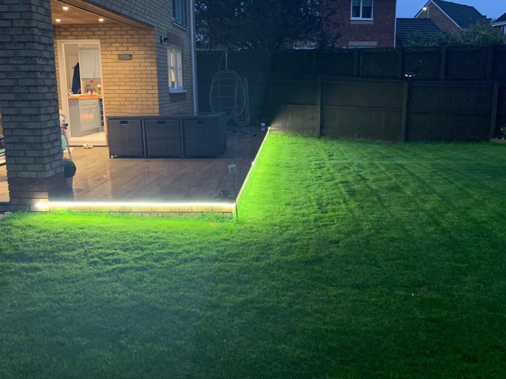 Cool White LED Neon Flex 220V 240V Wireless 8x16mm 120LEDs/m IP67 with UK Plug - 8 Metre - Customer Photo From Kevin Williams