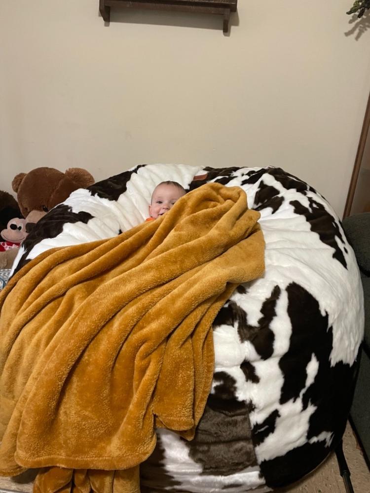 Bean Bag - Queen - Faux Fur - Customer Photo From jennifer parker