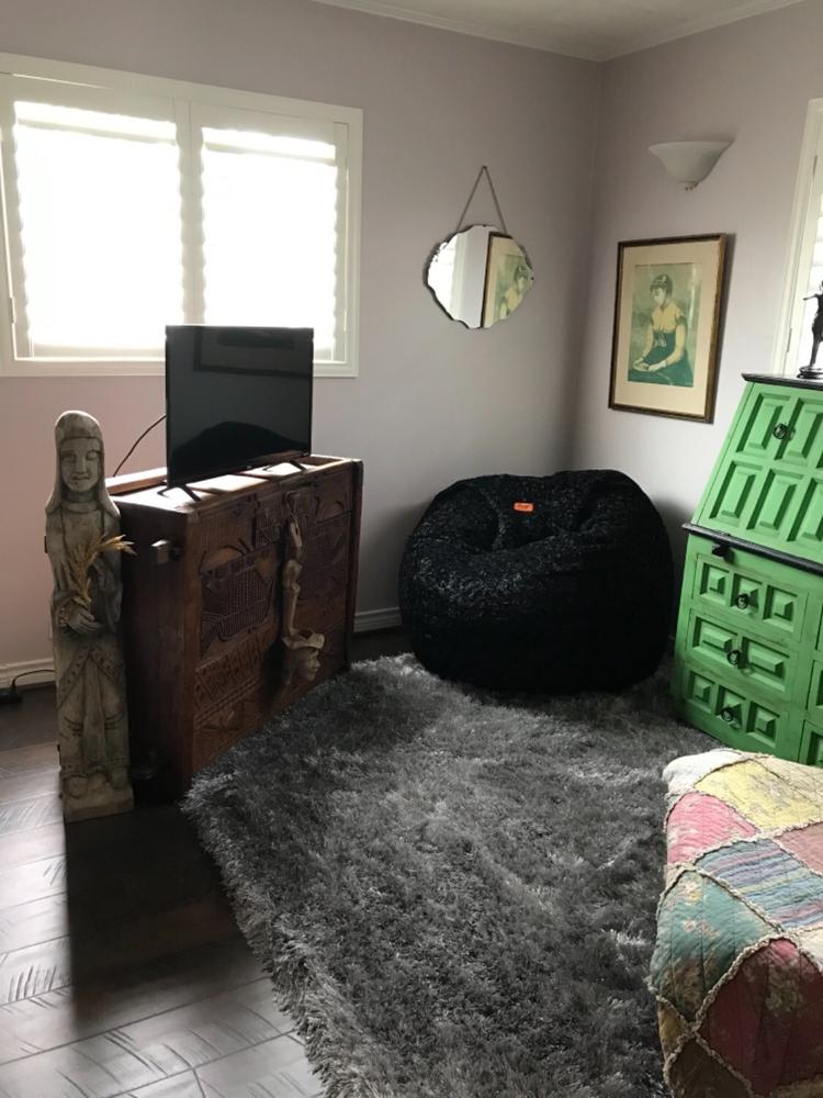 Bean Bag - Full - Faux Fur - Customer Photo From Melissa Damron