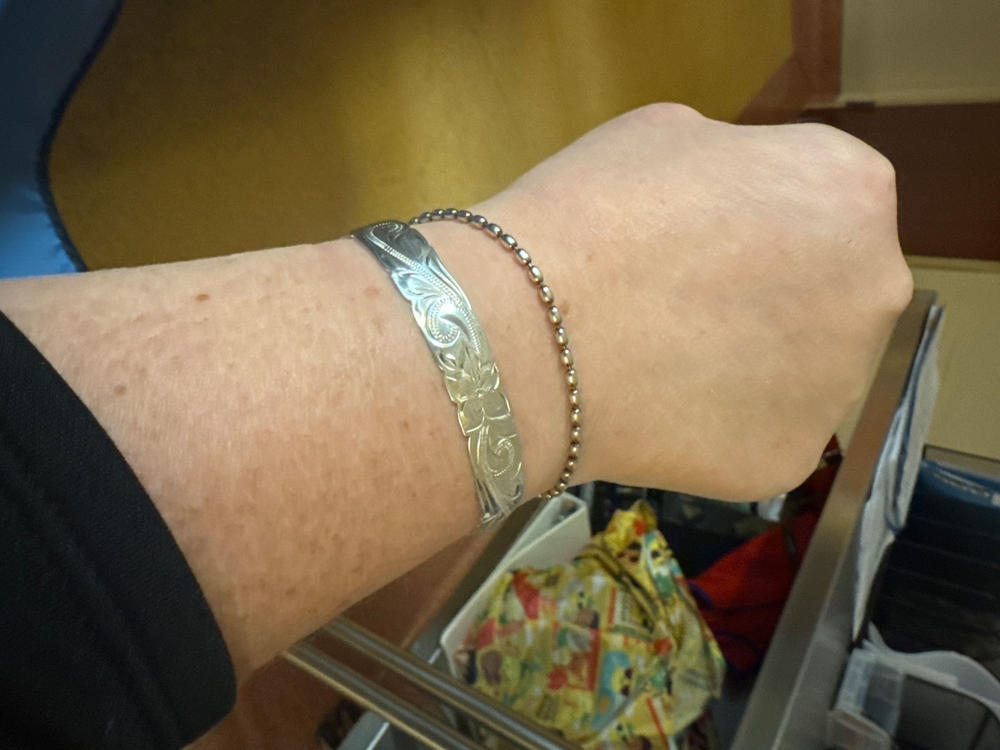 Sterling Silver Bangle with Cutout Wave Edges [10mm] Hand