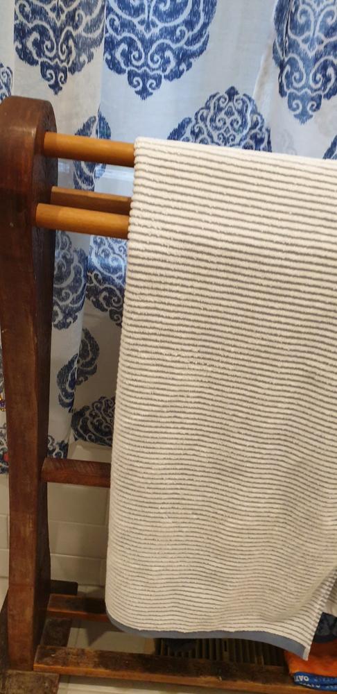 Legend Stripe Towels - Customer Photo From Elizabeth Wade