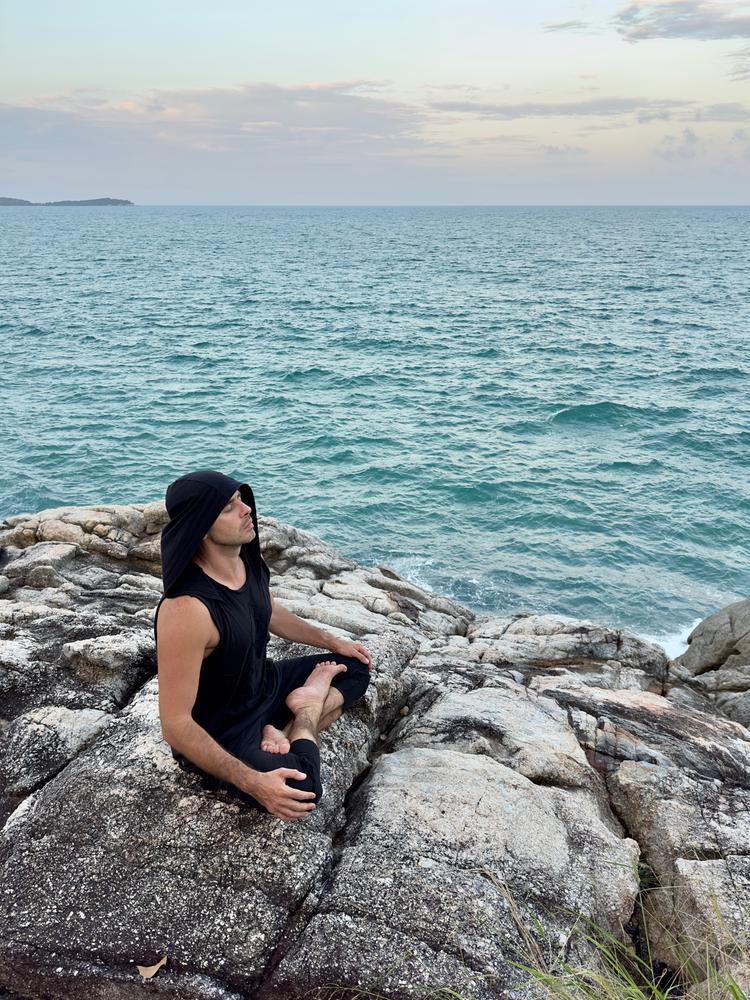 Mask Sleeveless Hoodie - Customer Photo From Andrei I.