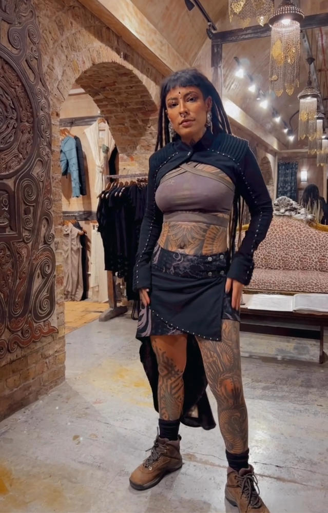 Freak Wraparound Skirt - Customer Photo From Mariana Jeveaux