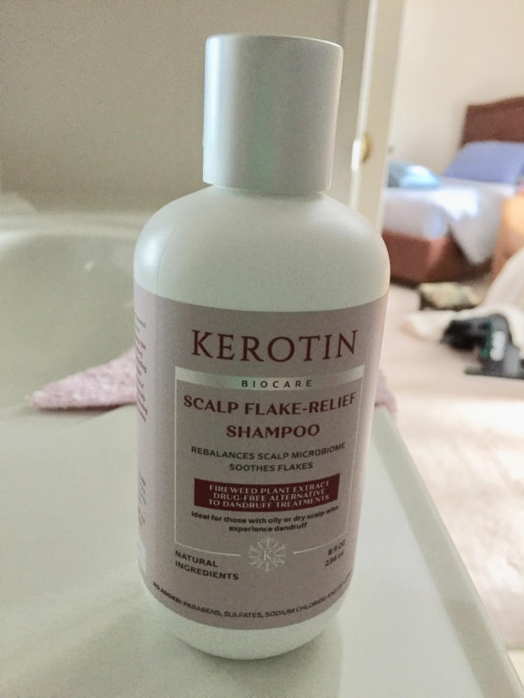 Scalp Flake-Relief Shampoo - Customer Photo From Holly Curtis