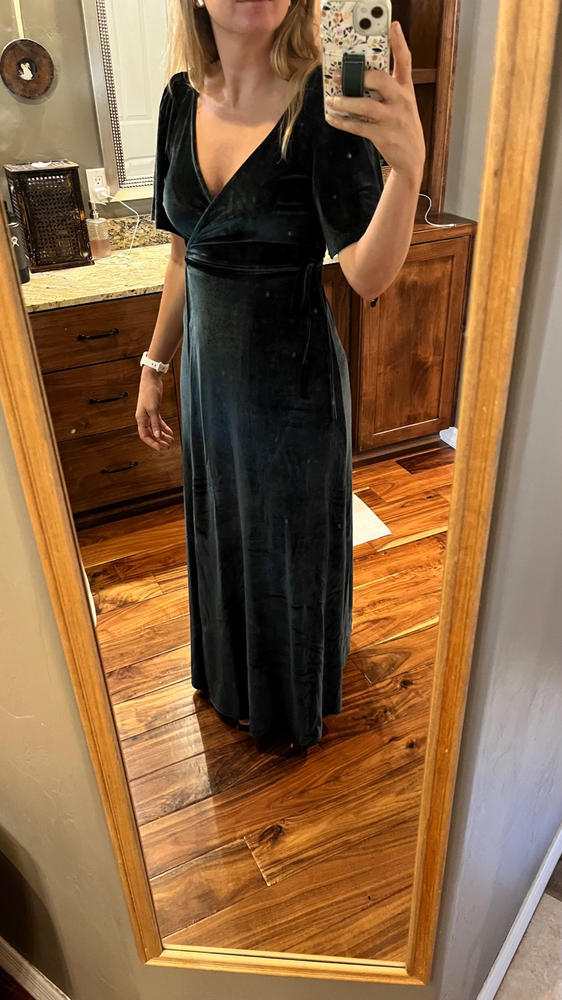 Thrive 2024 velvet dress