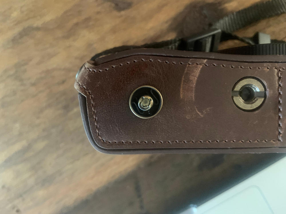 MegaGear Panasonic Lumix DC-ZS80, DC-ZS70, DC-TZ95, DC-TZ90 Ever Ready Leather Camera Case and Strap - Customer Photo From David Dakramendjian