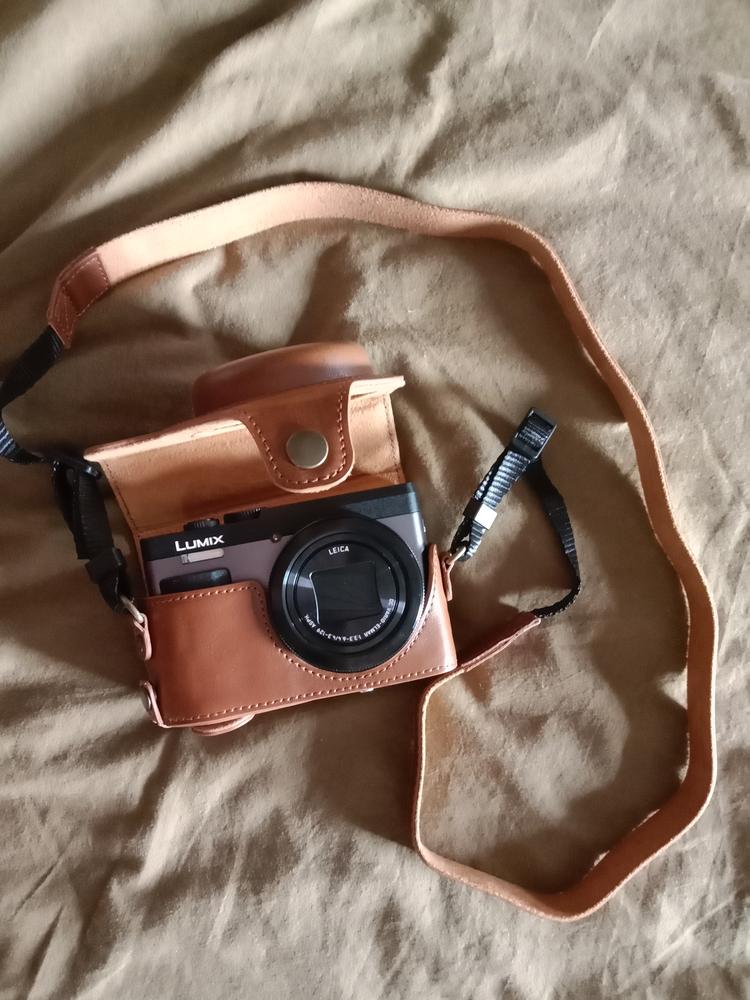 MegaGear Panasonic Lumix DC-ZS80, DC-ZS70, DC-TZ95, DC-TZ90 Ever Ready Leather Camera Case and Strap - Customer Photo From Lauren
