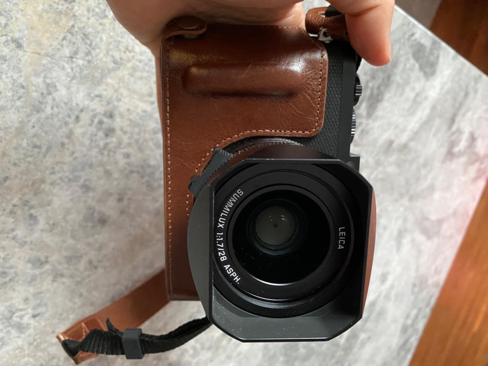 MegaGear Leica Q-P, Q (Typ 116) Ever Ready Top Grain Leather Camera Case and Strap - Customer Photo From buket