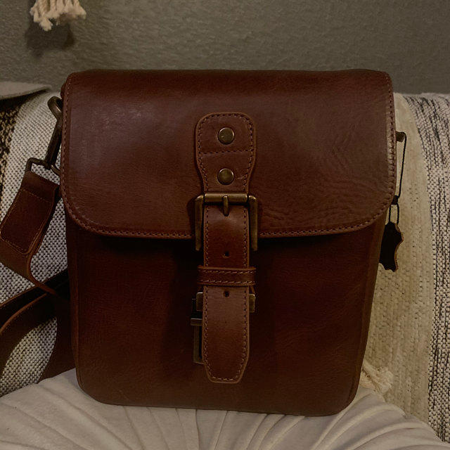 MegaGear Torres Mini Genuine Leather Camera Messenger Bag for Mirrorless, Instant and DSLR Cameras - Customer Photo From wild honey