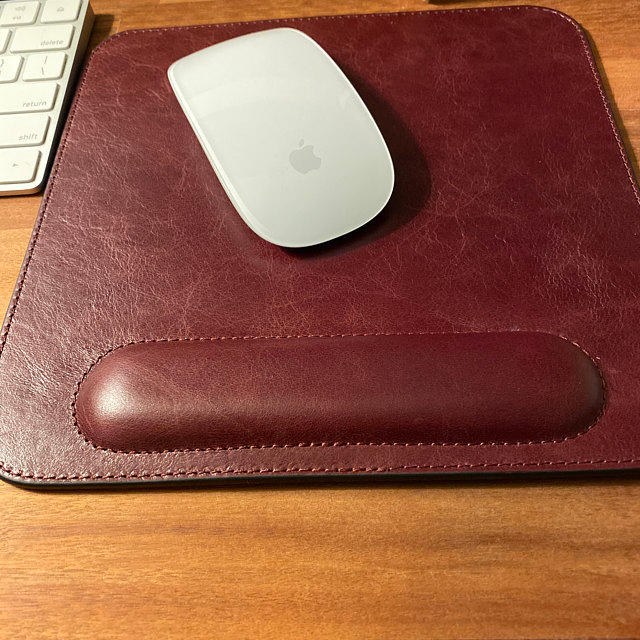 Londo Top Grain Leather Mouse Pad with Wrist Rest - Customer Photo From Rayray