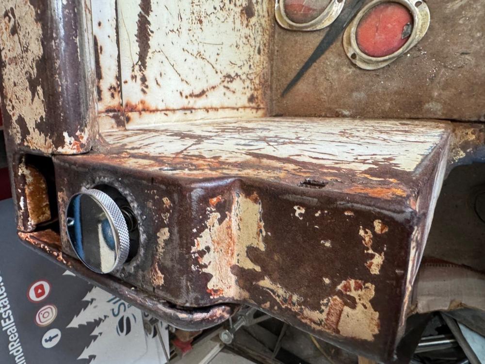Custom Small Flush Mount Pop-Up Gas Cap and Weld In Bung - Customer Photo From Jonathon Finney (jonathofinne0)