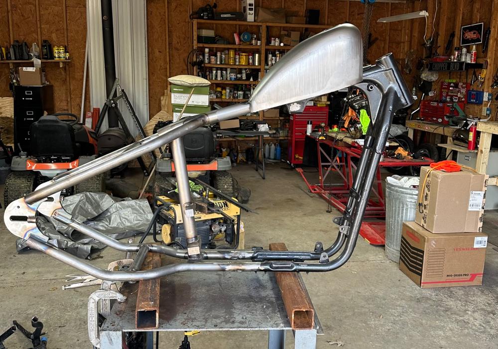 Frisco Mount Sportster Gas Tank - Standard Width - 2.5 gallon - Customer Photo From Chris Hixenbaugh