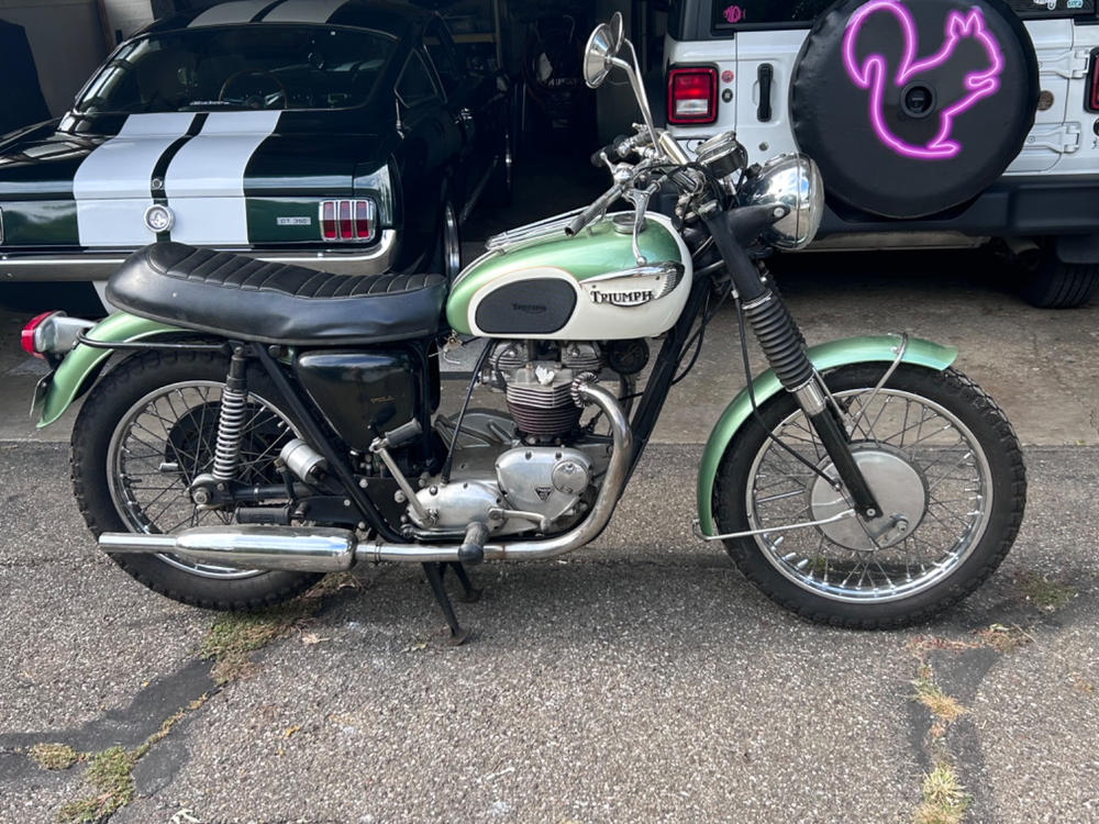 Gas Tank Mounting Kit Triumph 1963-67 T120 TR6 T100 TR5 OEM # 00-0088 - Customer Photo From mike dunasky