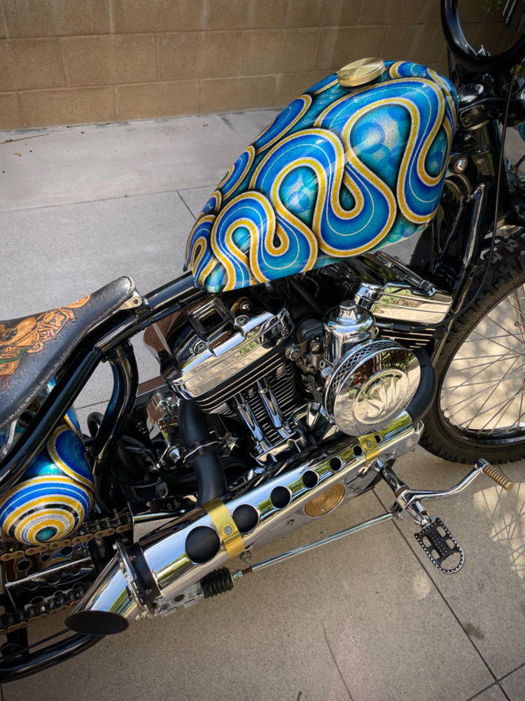 Banded Screw-In Gas Cap for Harley-Davidson 1996 & later - Brass - Customer Photo From Larry Gallegos
