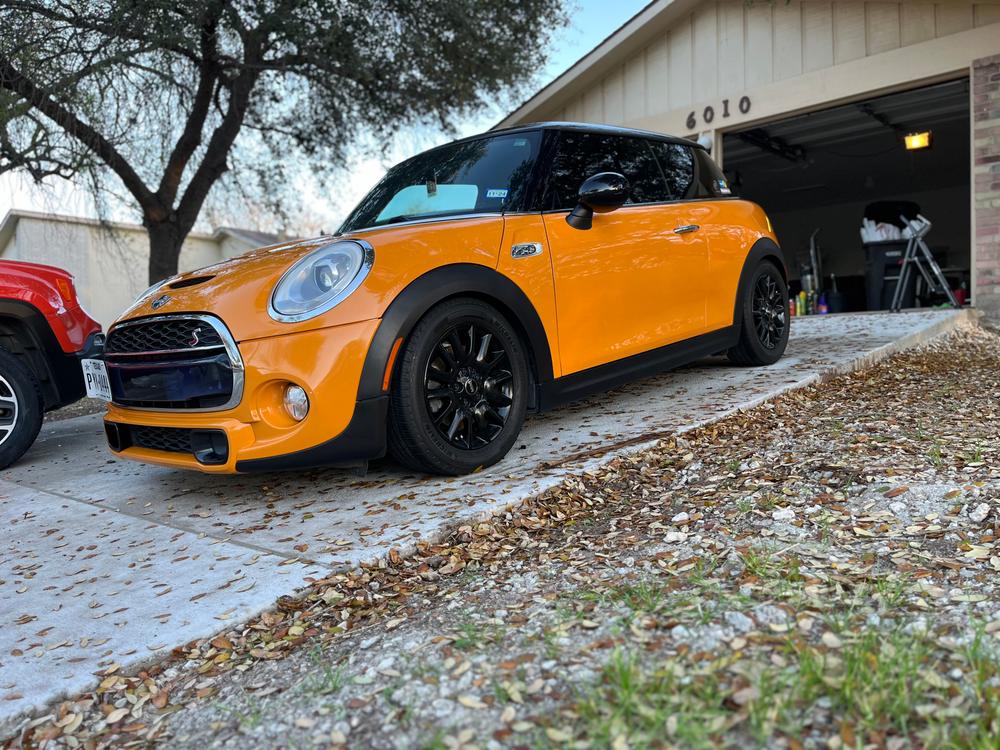 Lowered Mini Cooper R56