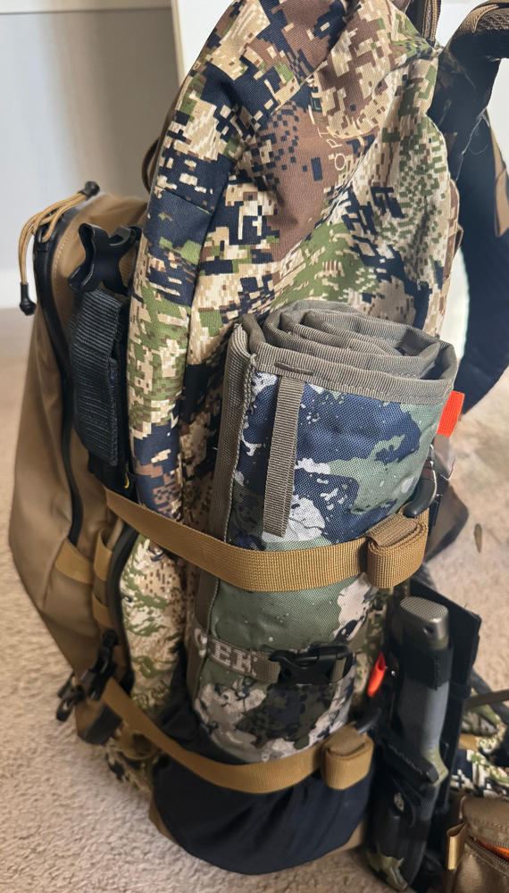 Crazy Creek Hex 2.0 OG Chair in XK7 – Kings Camo