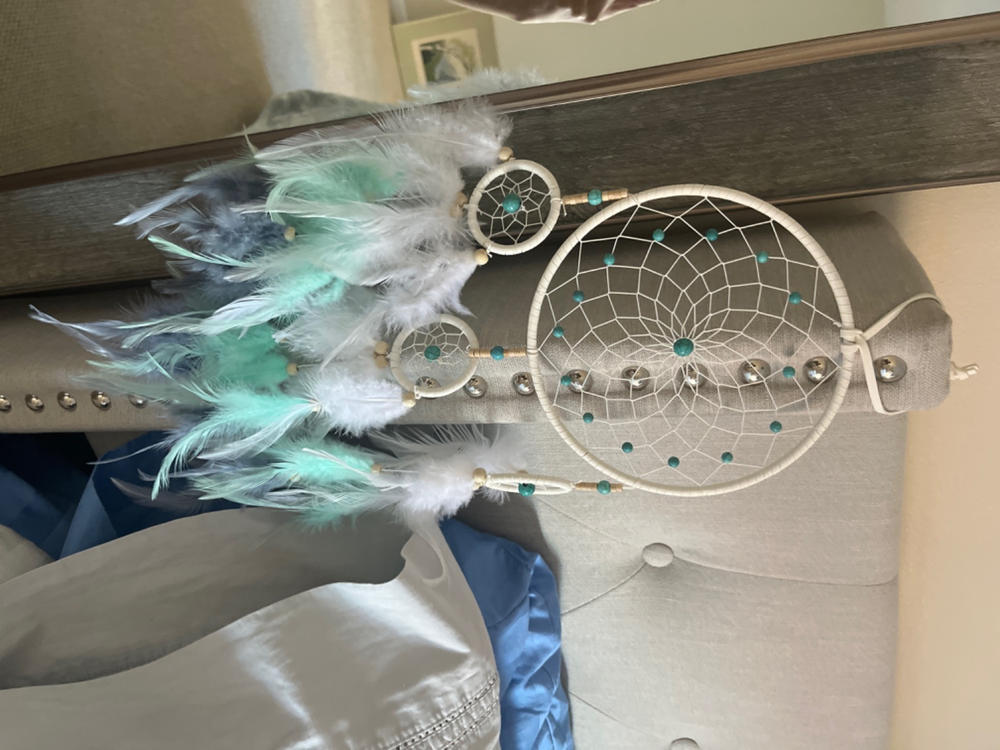 Ombre White Dreamcatcher With White Purple & Indigo Feathers Turquoise Beads - Customer Photo From Kiara Mata