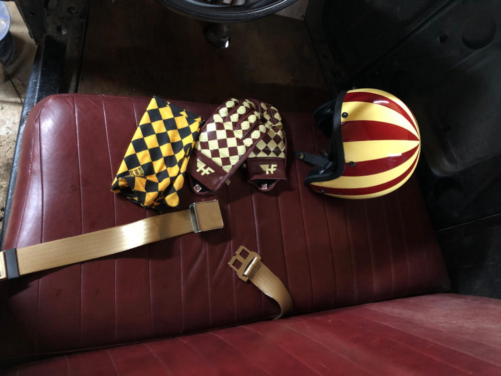 Holy Freedom 2021 Bullit Unsulto Burgundy and Cream Gloves - Customer Photo From Harvey Jones