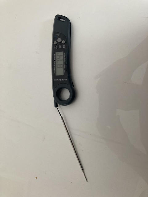 SnS-100 Instant Read Digital Thermometer - Customer Photo From Anonymous