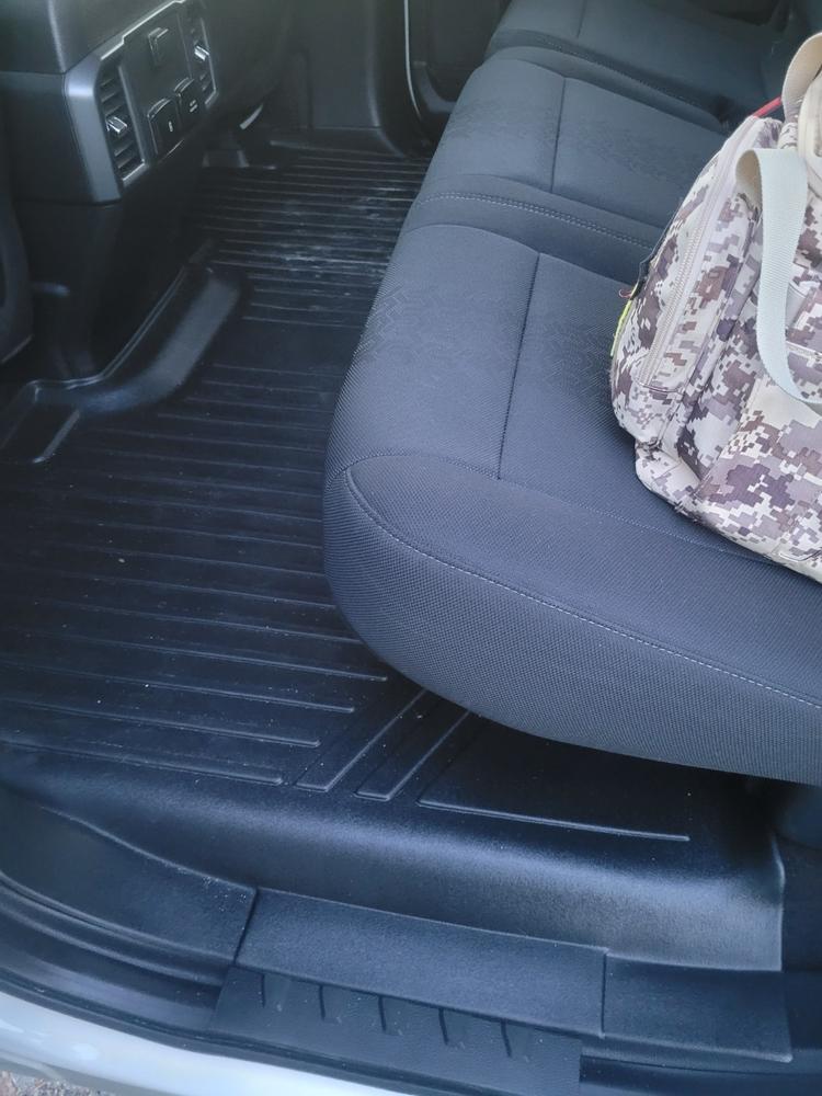 SMARTLINER Custom Fit for 2015-2022 Ford F-150 SuperCrew Cab with 1st Row Bucket Seats - Customer Photo From Nathan M.