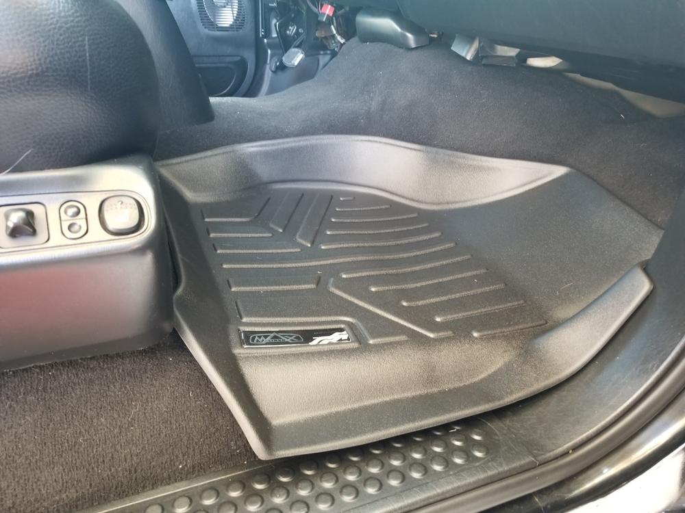 Heavy Duty Floor Mats (Front/Rear 99-07 Ford Super Duty Crew Cab) Rough  Country - Extreme Wheels