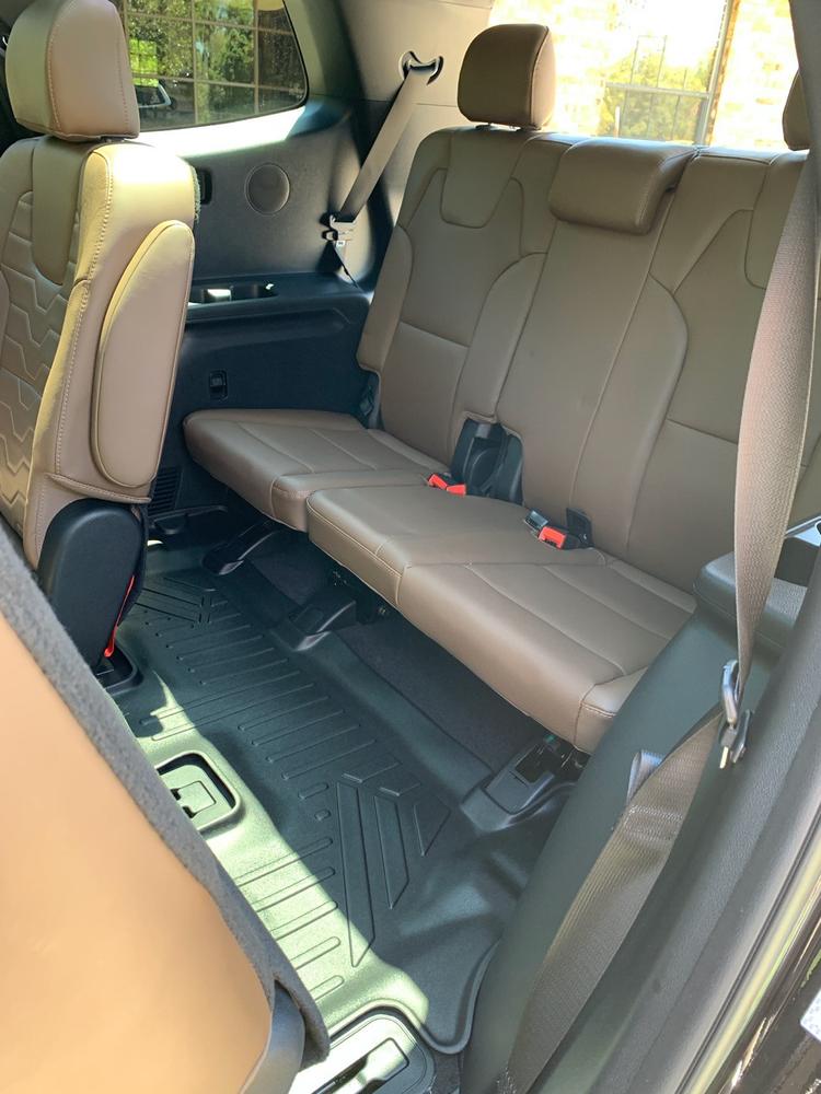 SMARTLINER Custom Fit Floor Liners For 2020-2024 Kia Telluride