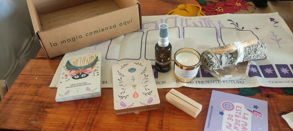 The Intuition Kit - Kit premium del Oráculo Encuentra - Customer Photo From Ariadne Hernanadez