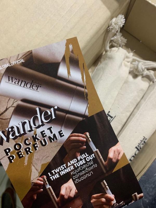 Wander pocket online perfume