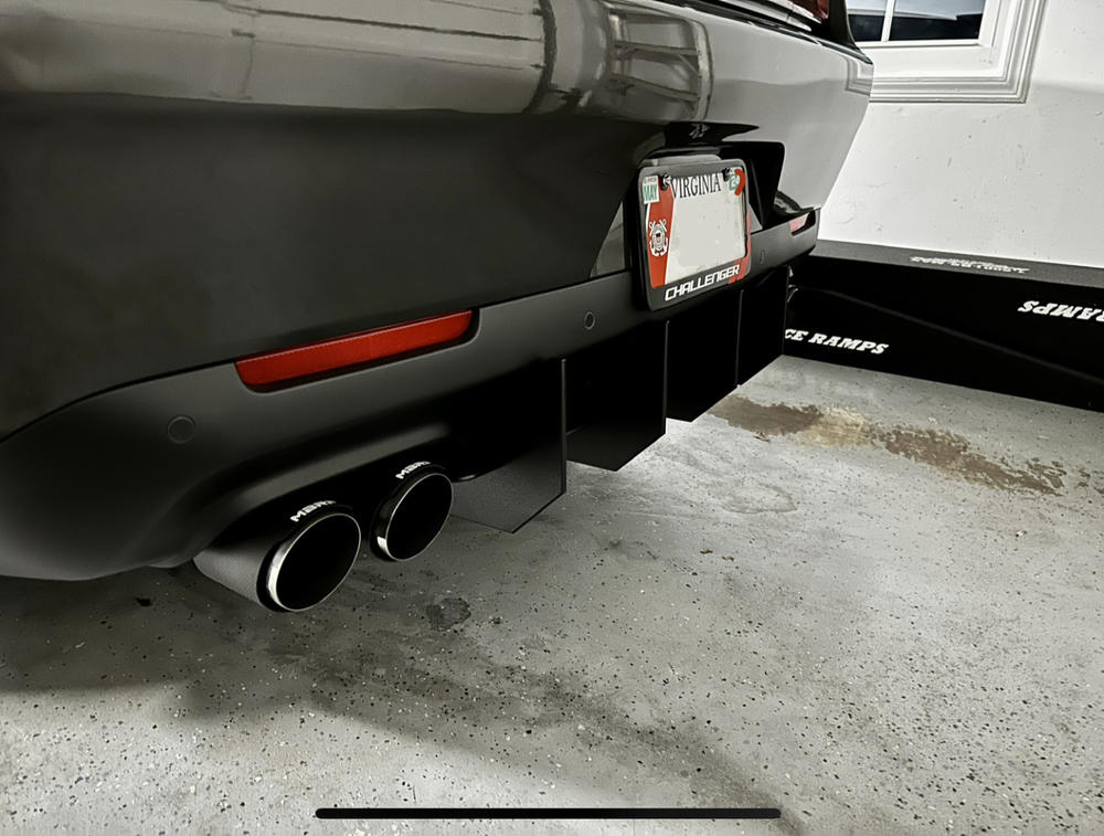 3" Dual Cat Back, 2015-2022 Dodge Challenger HEMI 5.7L/6.2L/6.4L, T304 Stainless Steel, w/ Quad Carbon Fiber Tips (street) - Customer Photo From Bryan Jordan