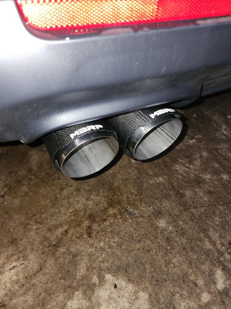 3" Dual Cat Back Quad Tips w/ Carbon Fiber Tips (Race ) T304 SS Dodge Challenger 6.2L, 6.4L HEMI 2015-2023, 5.7L HEMI 2017-2023 - Customer Photo From Nicholas Karbowski