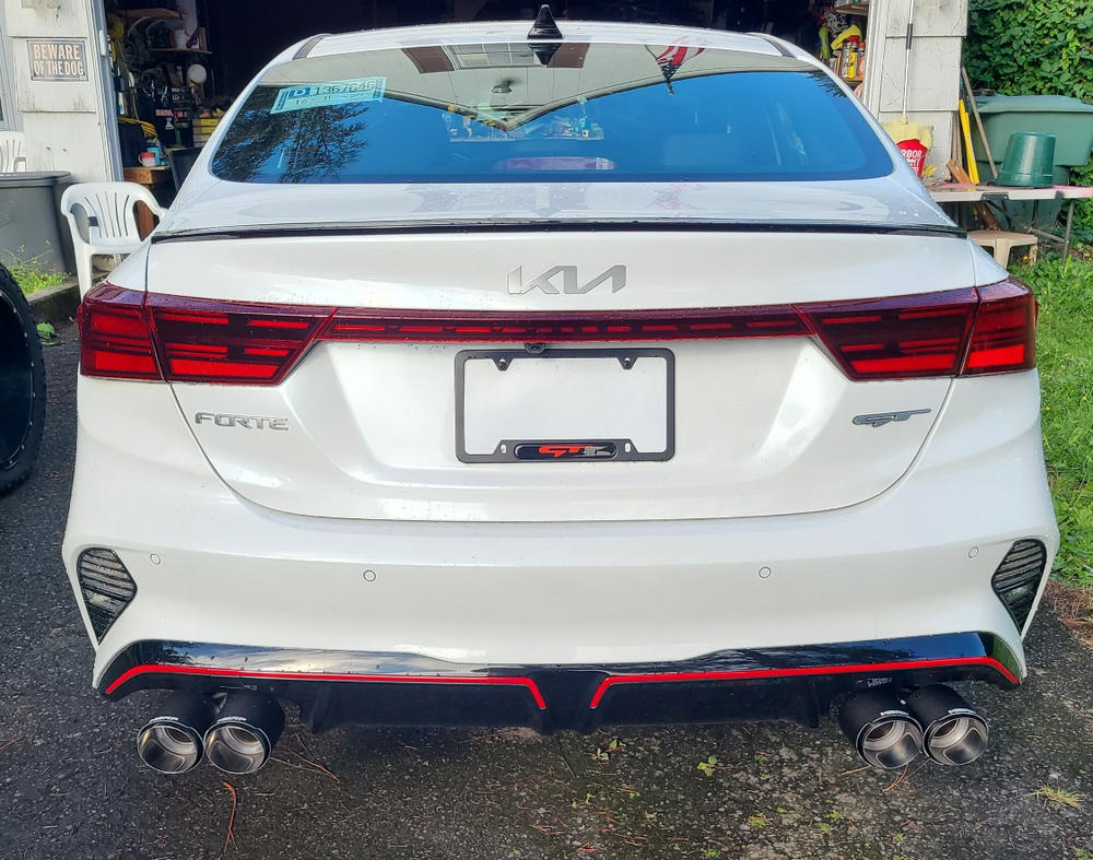 2.5" Axle-Back, 2022-2024 Kia Forte GT 1.6L Turbo, Dual Split Rear w/ Quad CF Tips, T304 - Customer Photo From thomas westmoreland