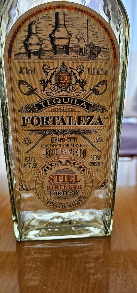 FORTALEZA テキーラ BLANCO 750ml Fortaleza Blanco Tequila 750ml – Traditional Stone & Brick Oven
