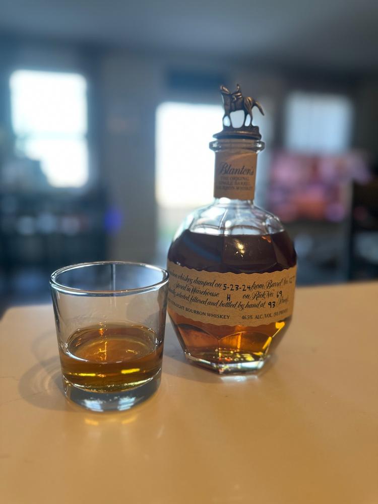 Blanton's スタンダード 700ml Blantons Straight from the barrel bourbon Whiskey