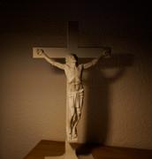 LOARTZ Jesus On The Cross Review