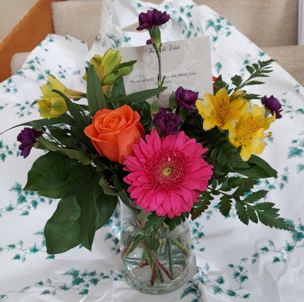 Splash of Love Flower Bouquet - Customer Photo From Lisa Smiley