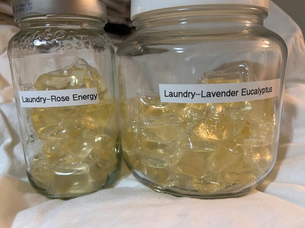 Stain & Odor Laundry Detergent Pods, Lavender Eucalyptus - Customer Photo From Chris Van de Kamer