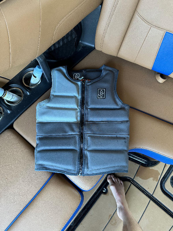 SWELL Wakesurf Vest - Men