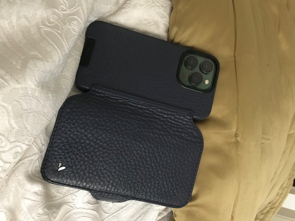 Wallet iPhone 13 Pro MagSafe leather case - Customer Photo From Chris Suddes