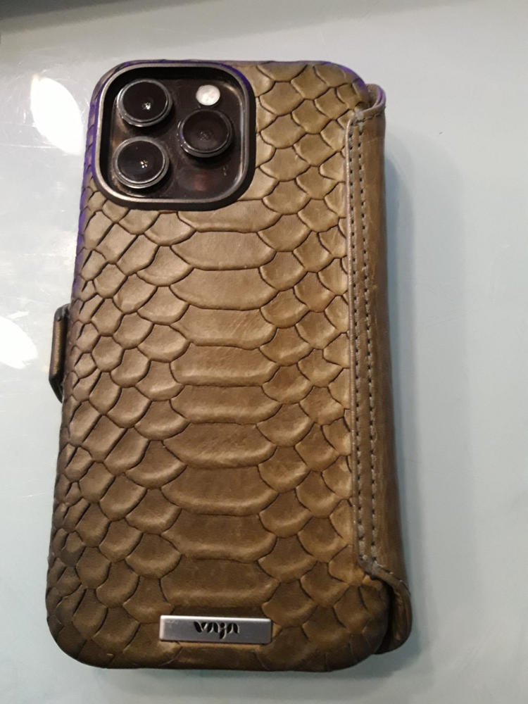 Kobra Wallet iPhone 14 Pro Max leather case - Customer Photo From Philip Wiesmann