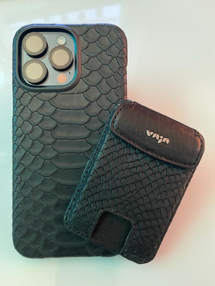 V-Mag Leather Case for iPhone 15 Pro Max - Customer Photo From HIROSHI SAKAGUCHI