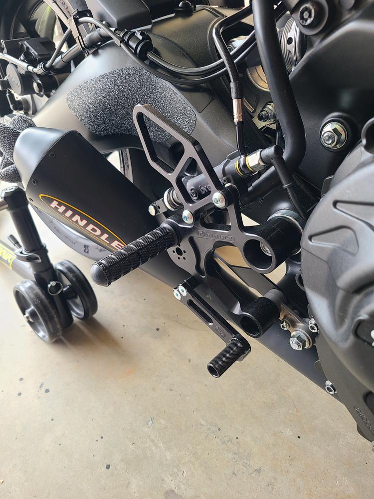 05-0409B Yamaha FZ09 2014-17 FJ09 2015-17 XSR900 2016-21 Tracer900 2019-21 MT09 2018-20 Complete Rearset Kit w/ Pedals - STD/GP Shift - Customer Photo From Steven Bean